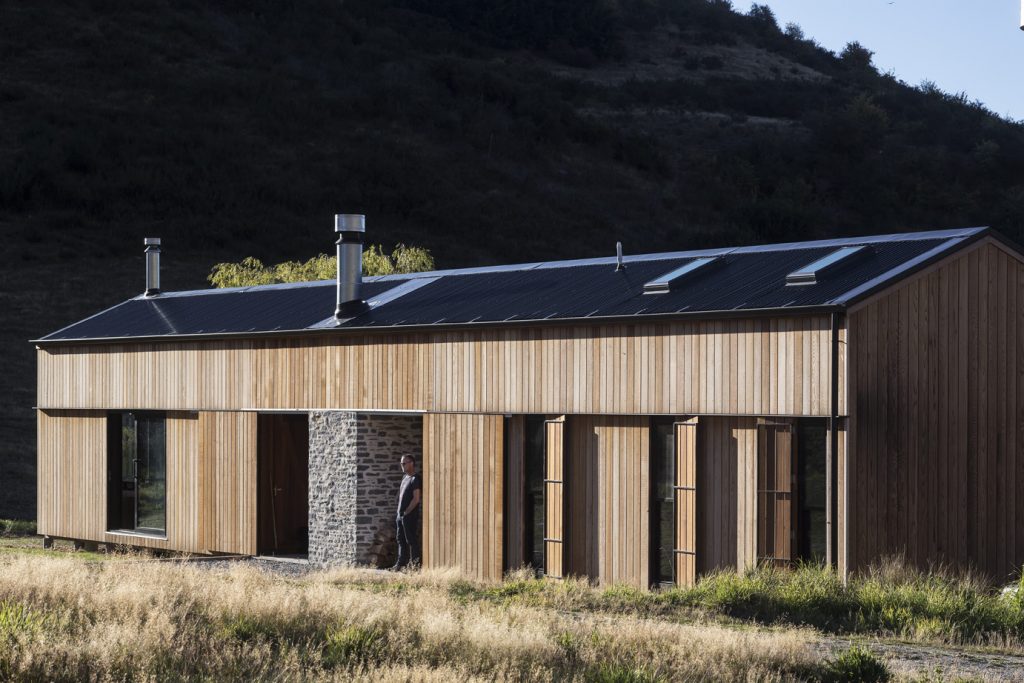 RTA Studio's Cardrona Hut: Architecture for the senses - Eclectic Design